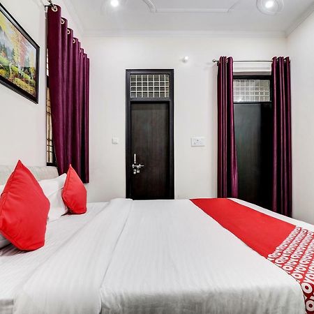 لاكناو Oyo 38208 Hotel Prakash Kunj المظهر الخارجي الصورة
