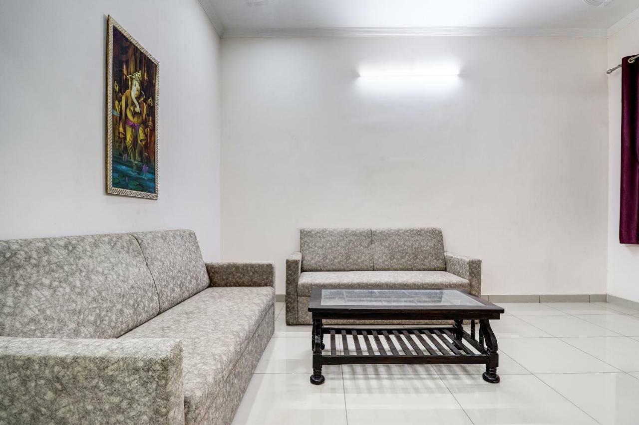 لاكناو Oyo 38208 Hotel Prakash Kunj المظهر الخارجي الصورة