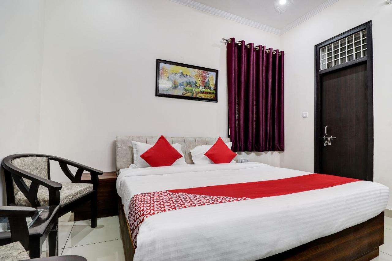 لاكناو Oyo 38208 Hotel Prakash Kunj المظهر الخارجي الصورة