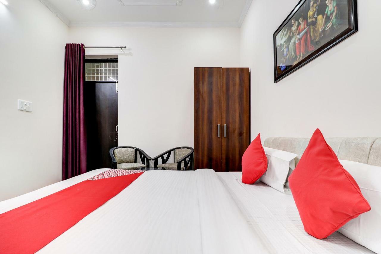 لاكناو Oyo 38208 Hotel Prakash Kunj المظهر الخارجي الصورة
